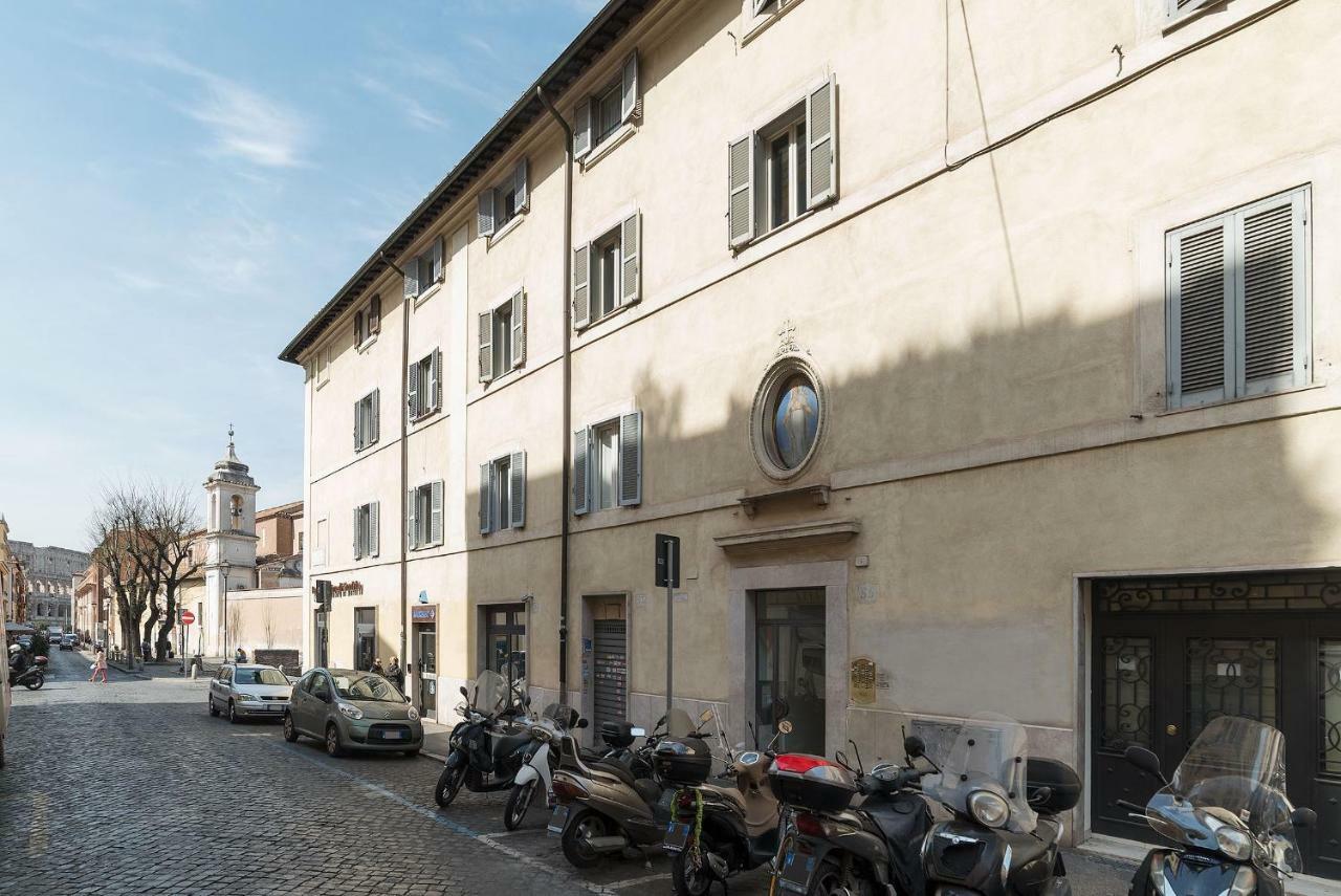 Colosseo & San Clemente Cozy Flat Řím Exteriér fotografie