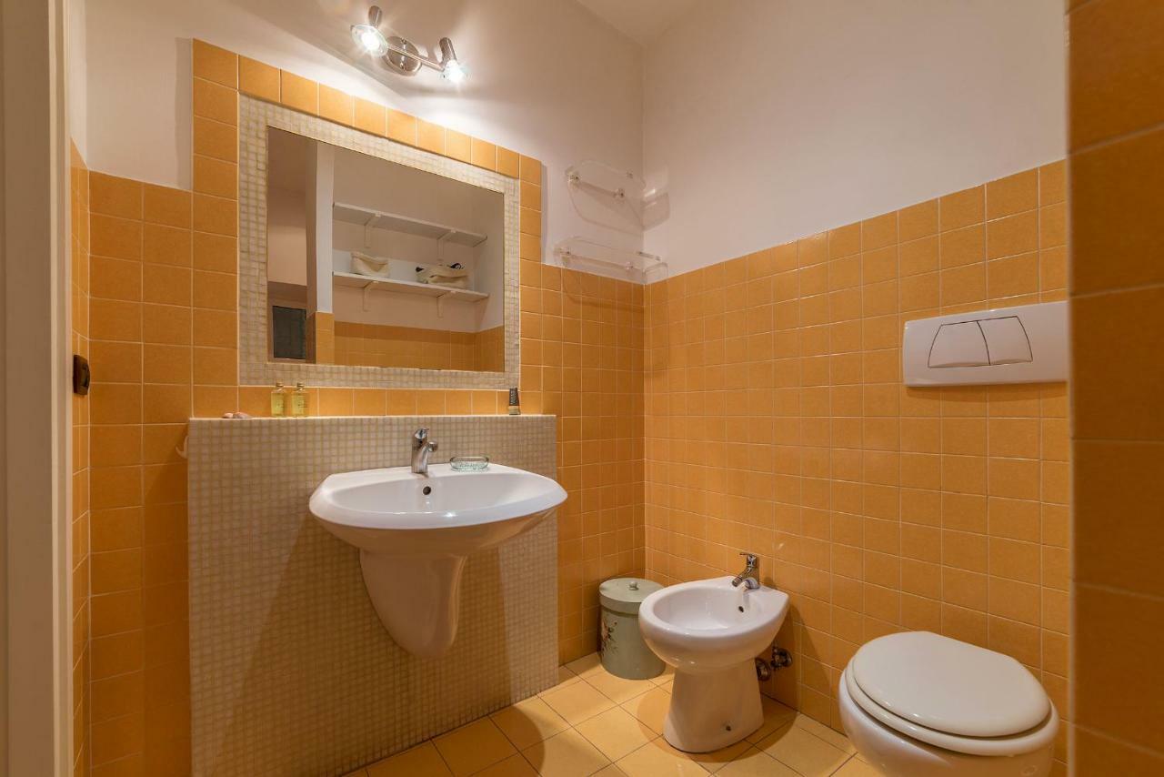Colosseo & San Clemente Cozy Flat Řím Exteriér fotografie