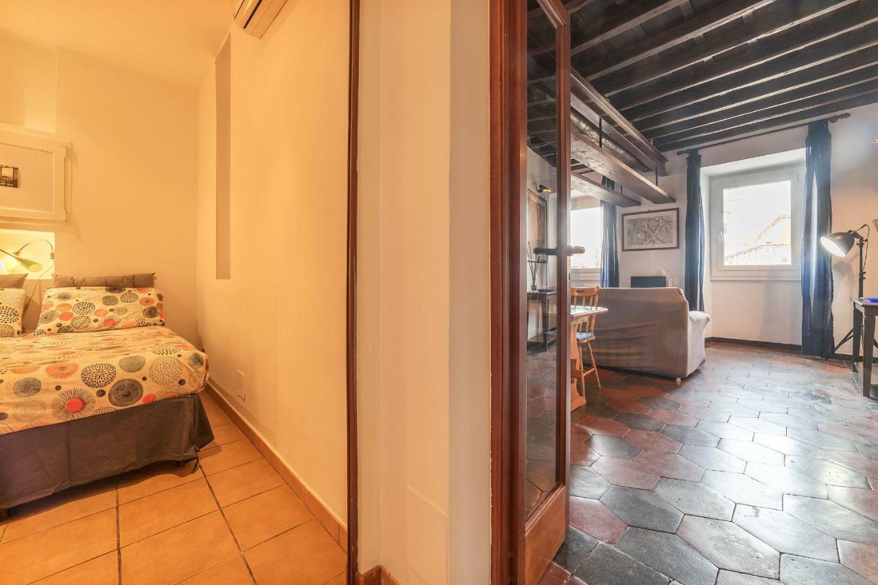 Colosseo & San Clemente Cozy Flat Řím Exteriér fotografie